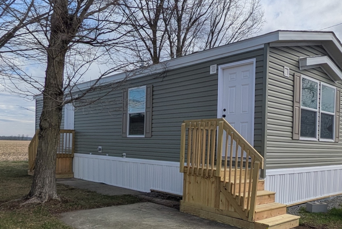 modern manufactured home living, community living, mobile homes, comfortable living, a better place to live