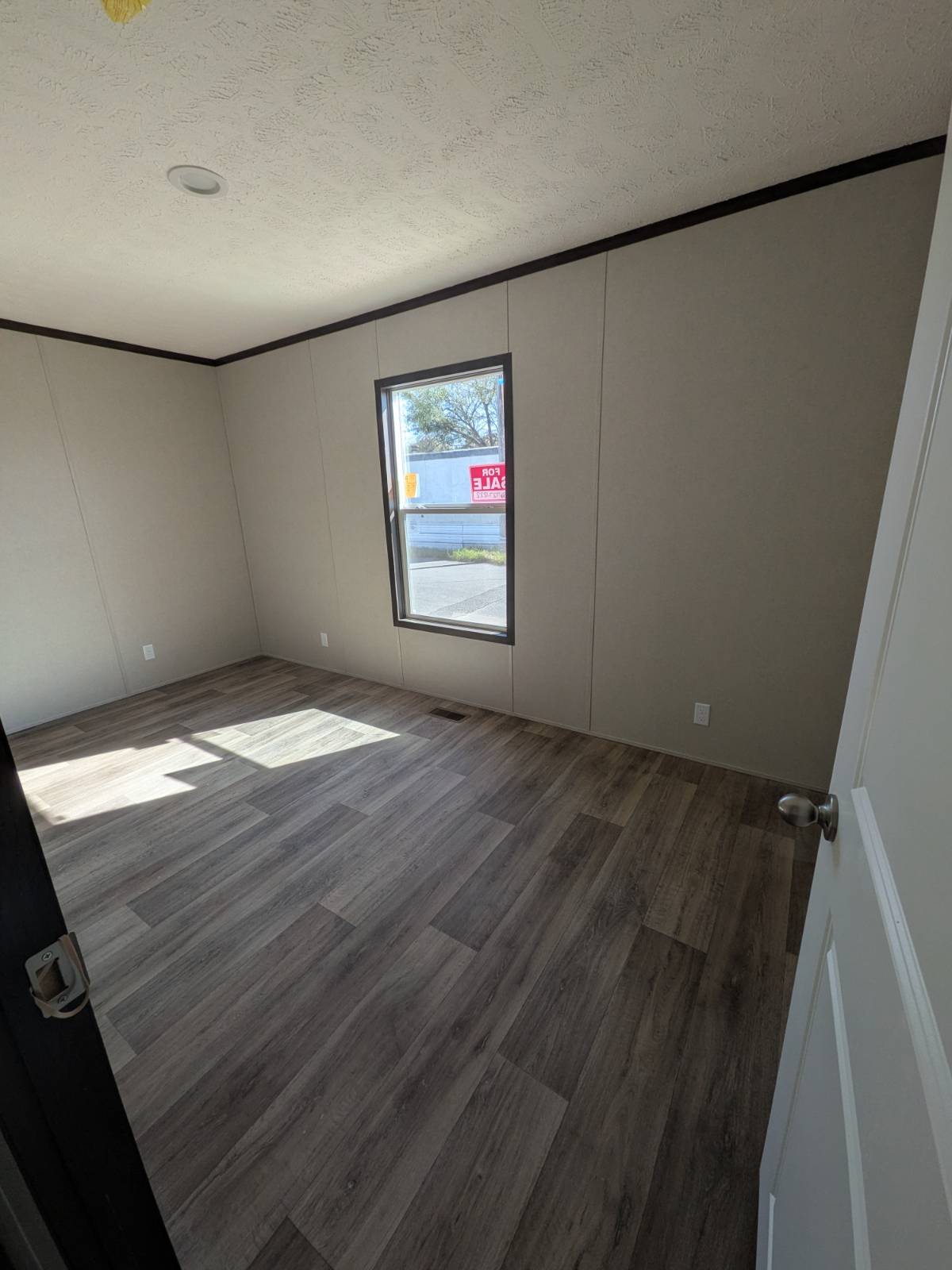 community living, comfortable and connected living, comfortable living, welcoming places to call home, resident-focused livin