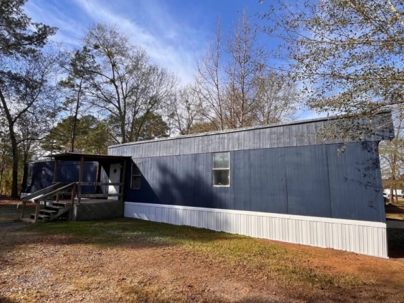 resident-first community experience, local communities, manufactured home communities, Hometown Communities, find your place 