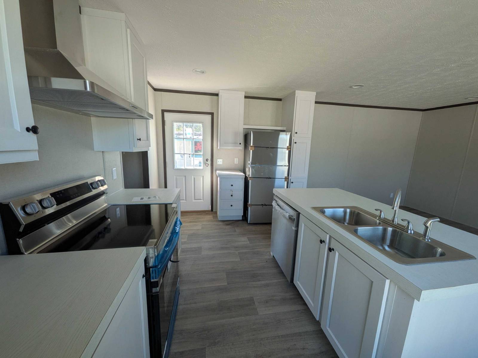 resident-first community experience, community lifestyle, communities designed for everyday living, housing solutions, local