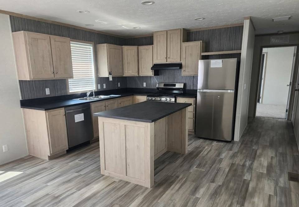 family-friendly community neighborhoods, manufactured homes, resident-focused living, neighborhood living with value, family-