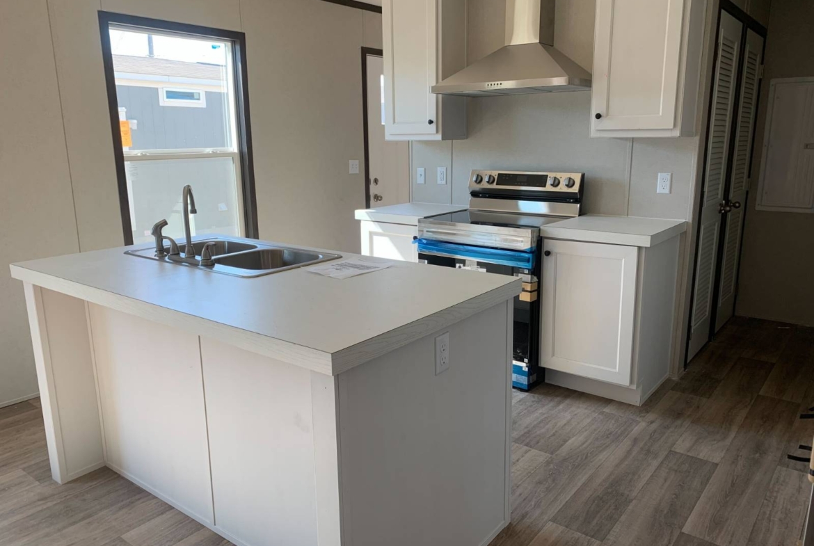 resident-focused living, community lifestyle, family-friendly community neighborhoods, homeownership opportunities, resident-