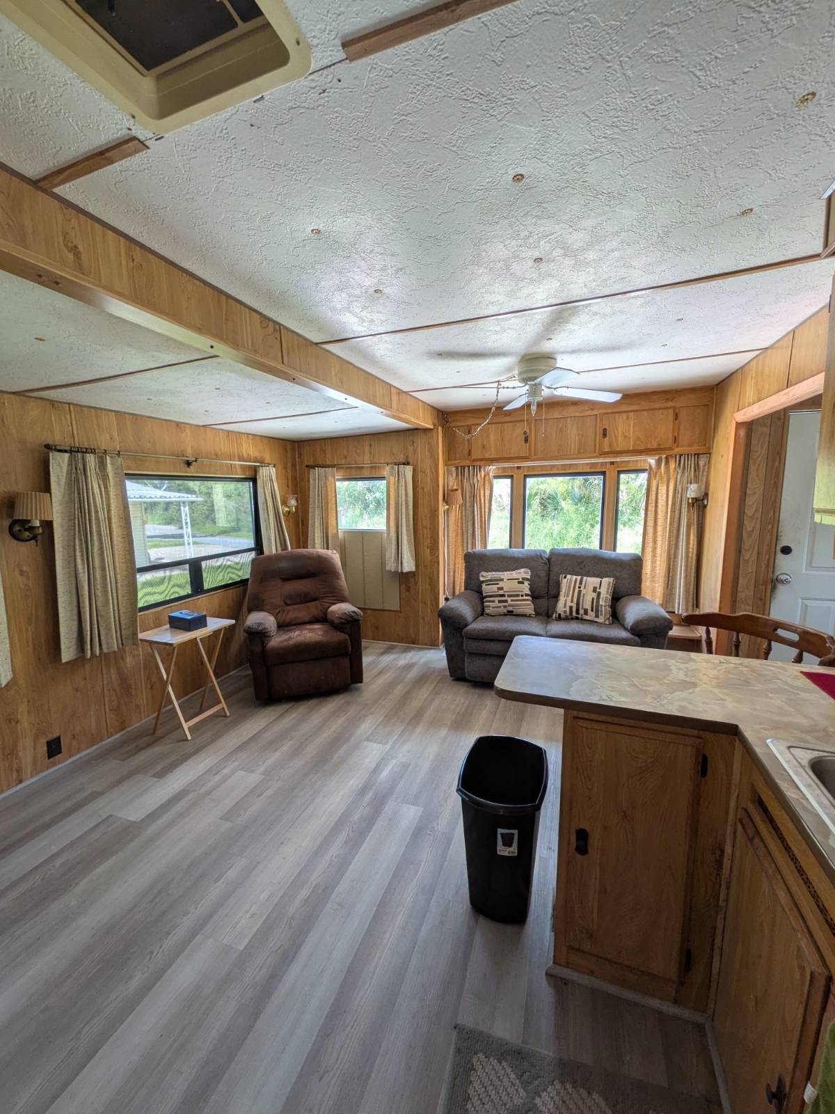 mobile homes, welcoming places to call home, local communities, family-friendly neighborhoods, neighborhood living with value