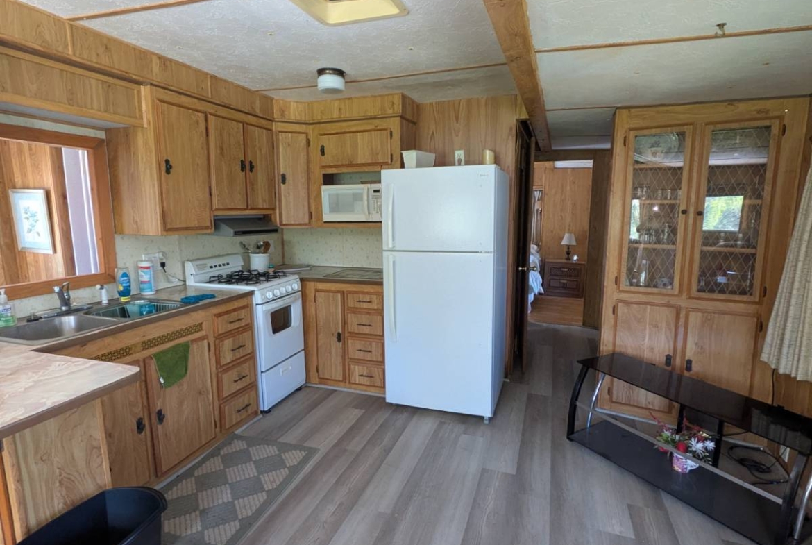 community lifestyle, neighborhood amenities, affordable homes, community living made simple, quality mobile home living