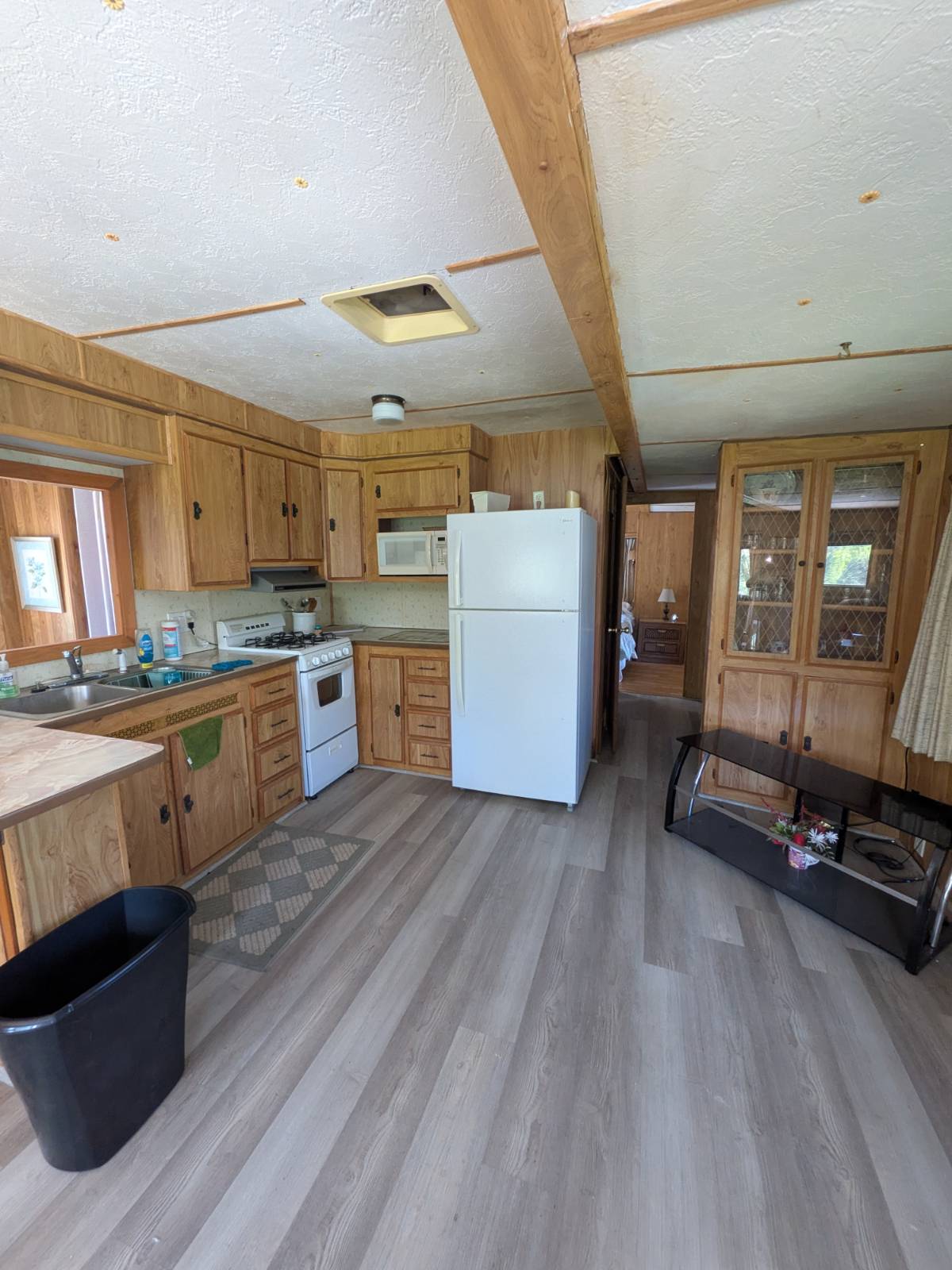 community lifestyle, neighborhood amenities, affordable homes, community living made simple, quality mobile home living