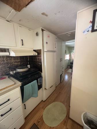 mobile homes, local communities, safe and welcoming neighborhoods, communities designed for everyday living, manufactured hom