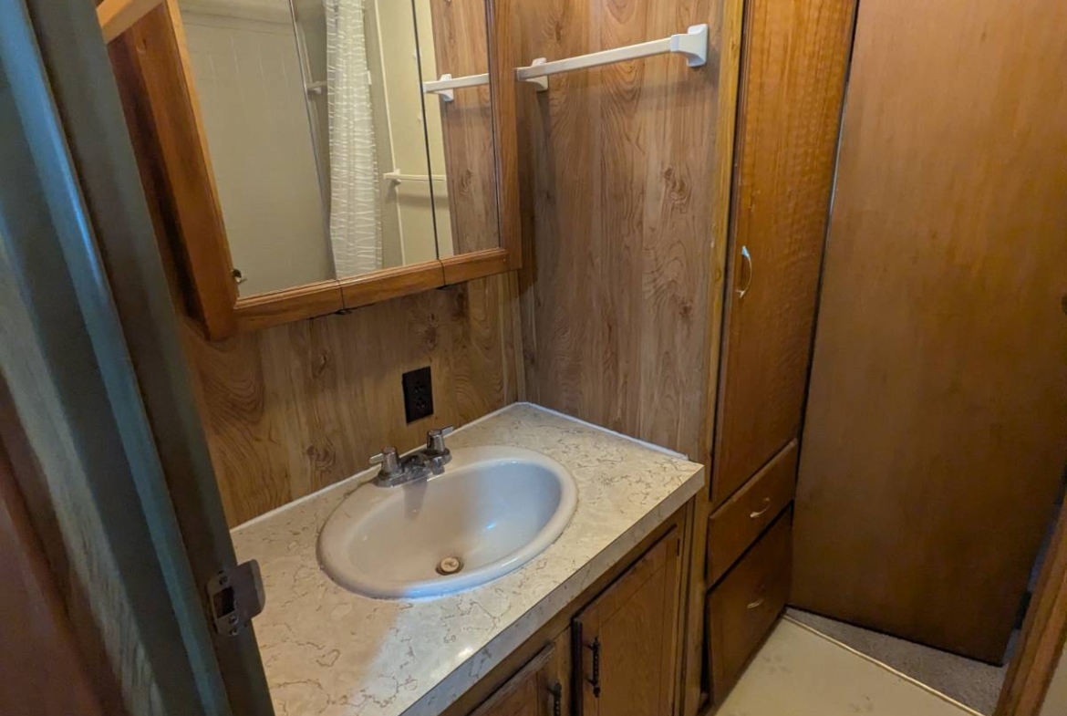 modern manufactured home living, family-friendly neighborhoods, neighborhood amenities, family-friendly community neighborhoo