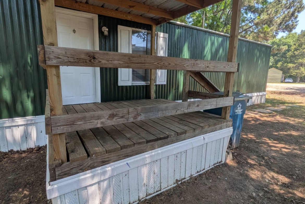 resident-focused living, community lifestyle, neighborhood living with value, mobile home communities, affordable homeownersh