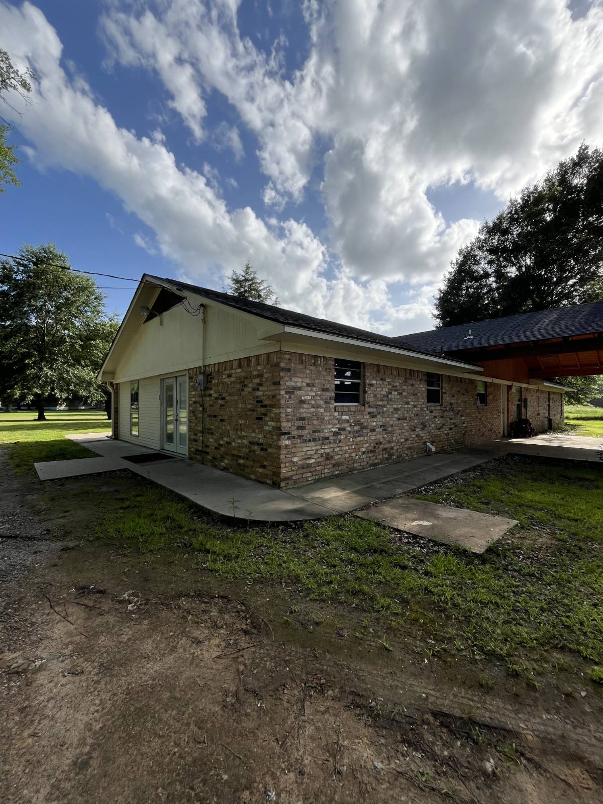find your place at Hometown Communities, neighborhood amenities, safe and welcoming neighborhoods, manufactured home communit
