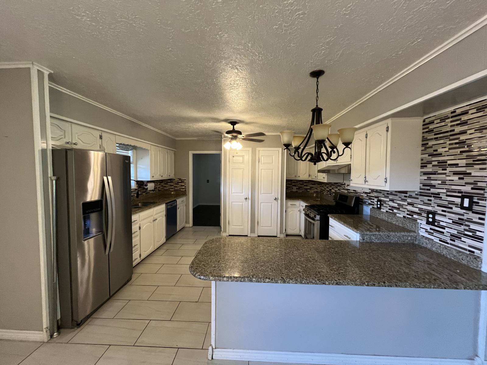 comfortable and connected living, community lifestyle, family-friendly community neighborhoods, comfortable living, manufactu