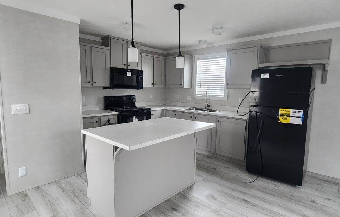 community management, comfortable living, modern manufactured home living, a better place to live, housing solutions