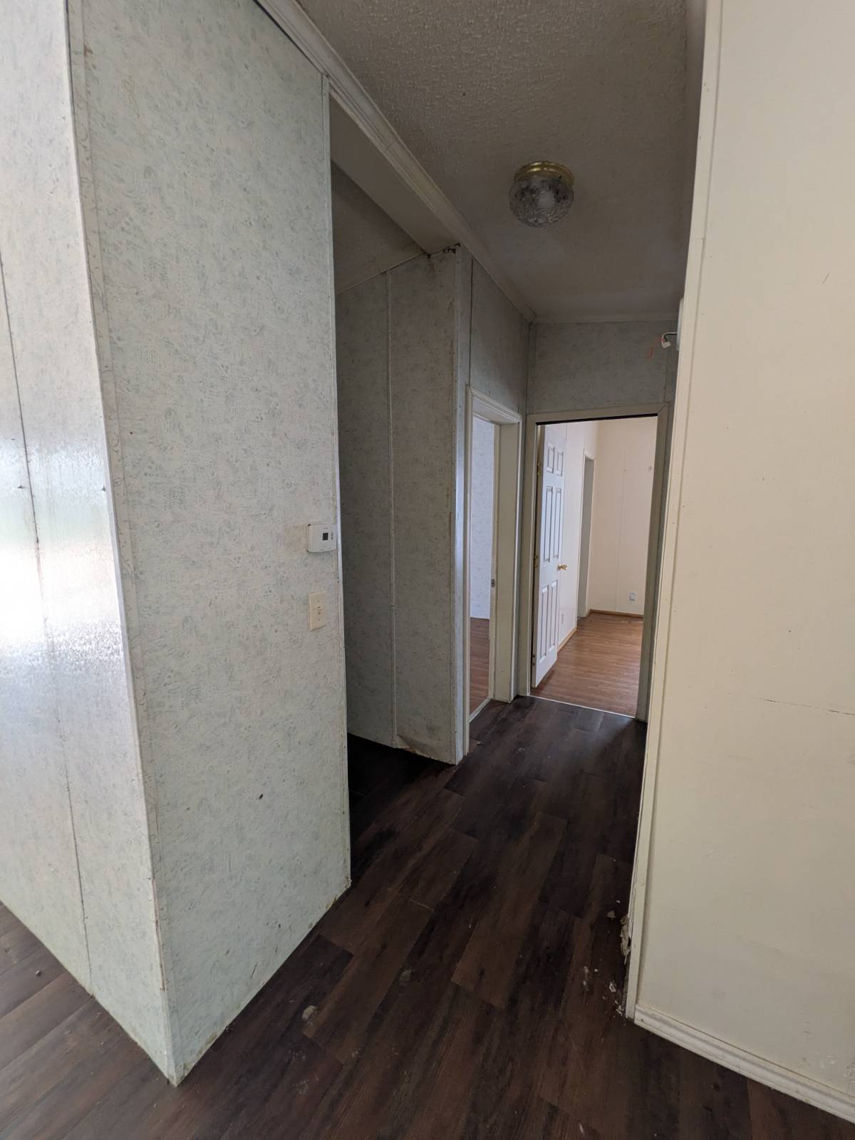 mobile home communities, neighborhood living with value, manufactured home communities, resident-focused living, safe and wel