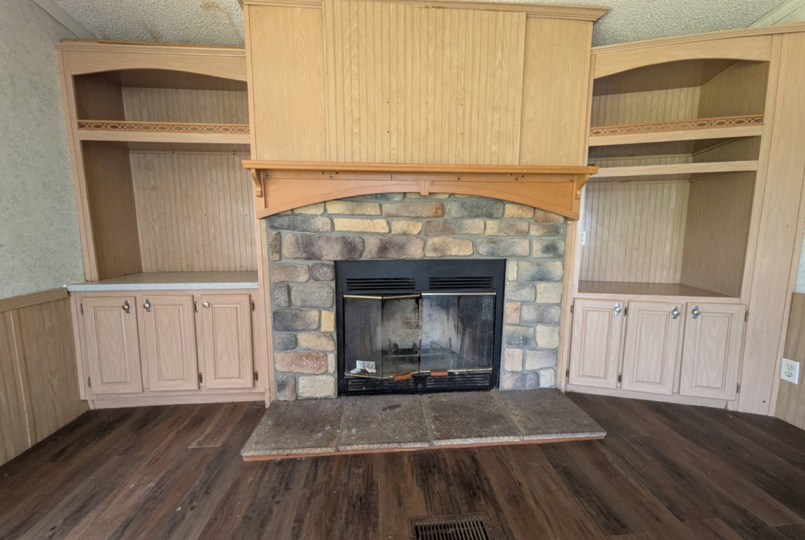 comfortable and connected living, affordable homes, find your place at Hometown Communities, mobile home communities, neighbo