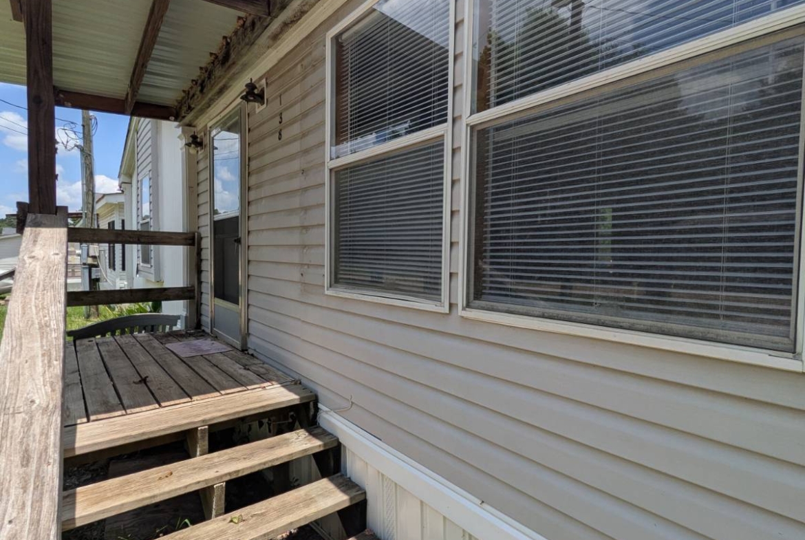 mobile home communities, Hometown Communities, community living, welcoming places to call home, professionally managed commun