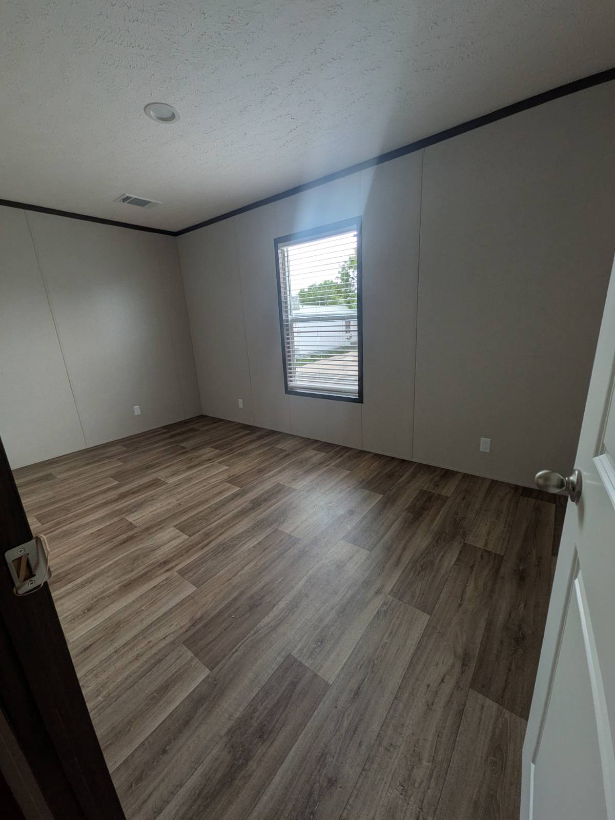 community management, quality mobile home living, affordable housing, modern manufactured home living, community living