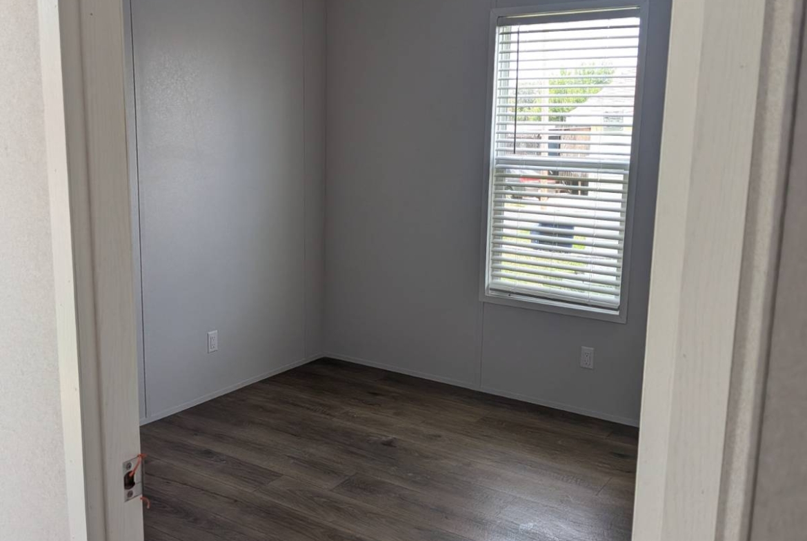 comfortable living, discover affordable community living, affordable homes, resident-focused living, find your place at Homet