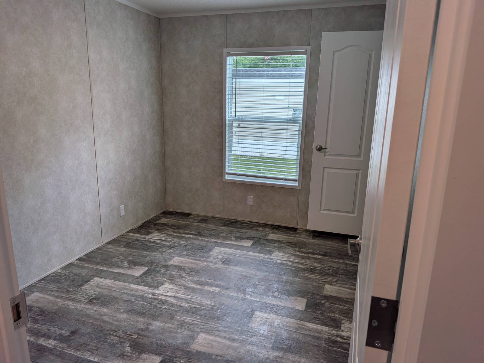 community management, comfortable living, discover affordable community living, comfortable and connected living, mobile home