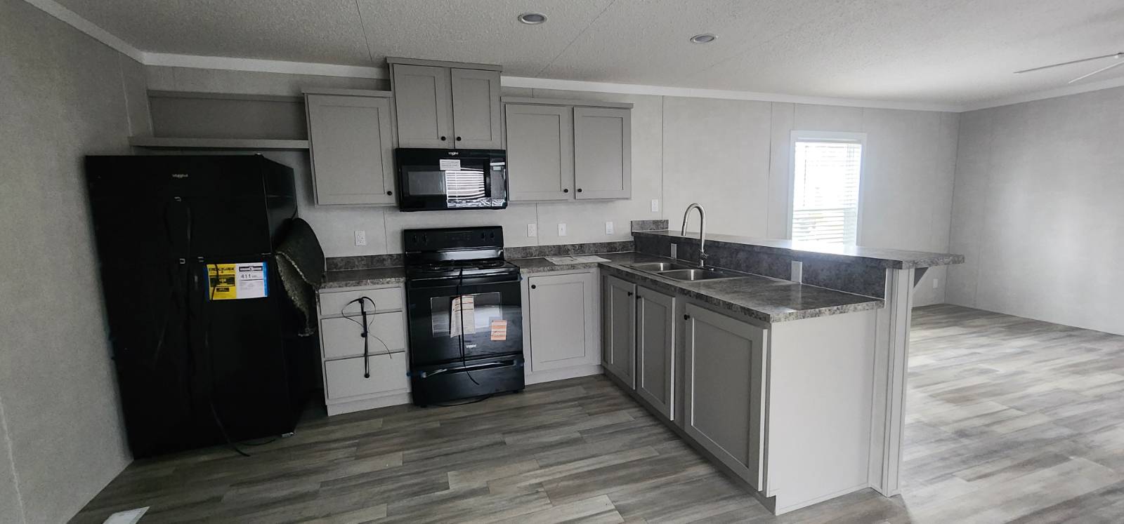 11775279-DpfCnhppcz49nTN6.jpg mobile homes, a better place to live, comfortable and connected living, residential communities, affordable housing