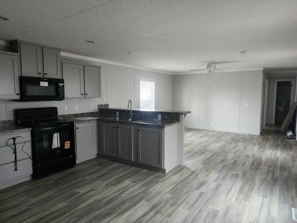 community lifestyle, communities designed for everyday living, affordable manufactured home communities, residential communit