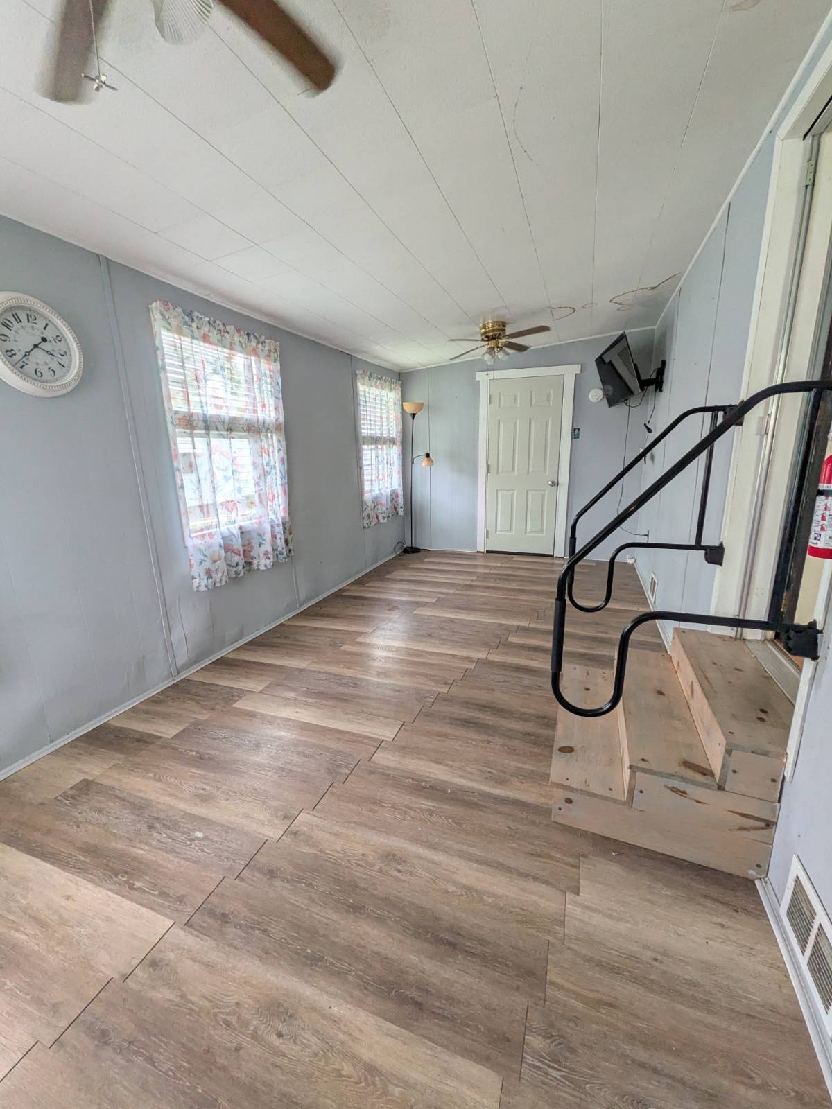 11848742-Fz2dgKGDqRQyKH5Y.jpg modern manufactured home living, professionally managed communities, manufactured home communities, mobile homes, affordable