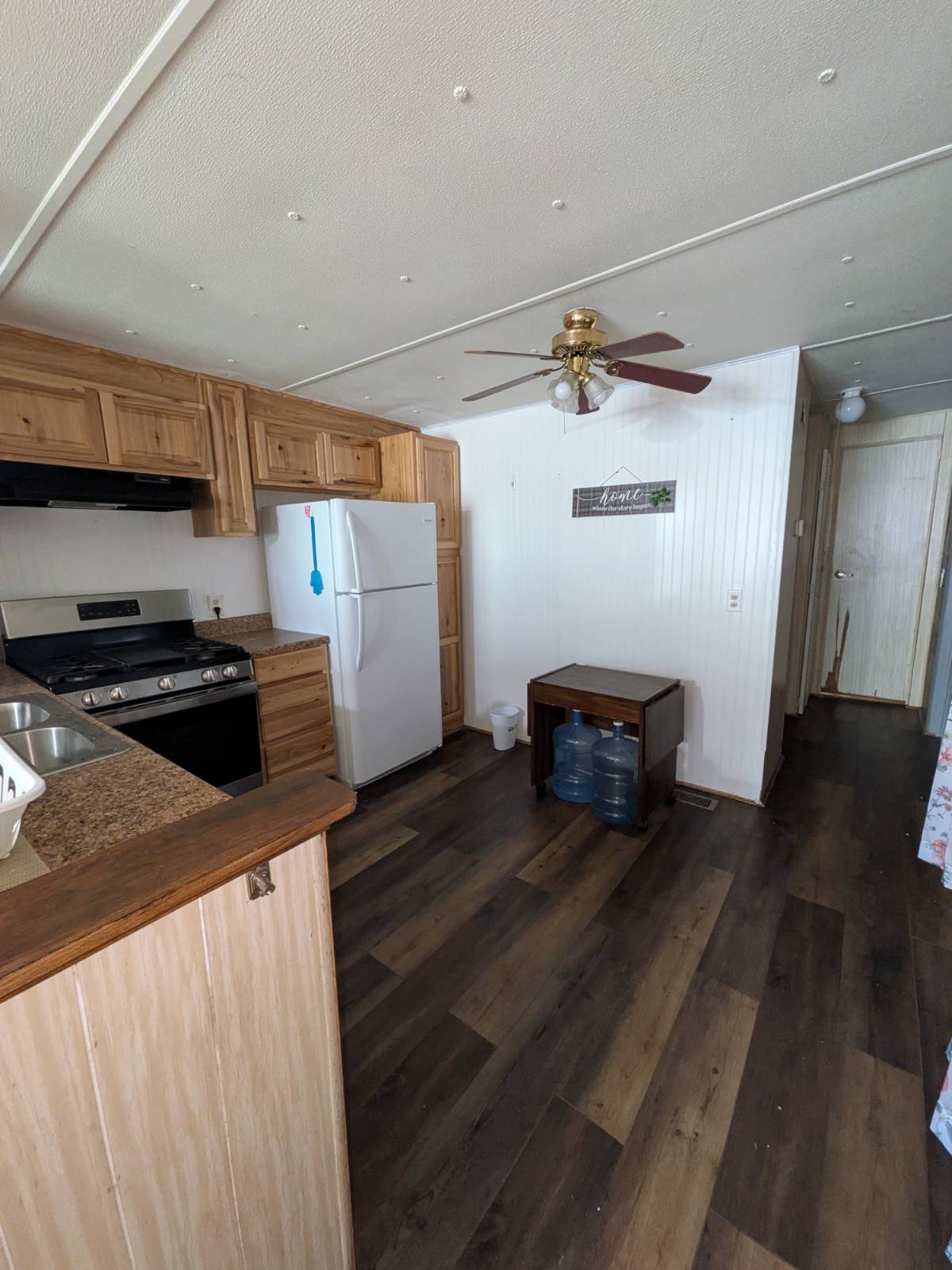 11848742-sC4P863SvDVpgLGQ.jpg residential communities, quality housing, discover affordable community living, resident-focused living, safe and welcoming n