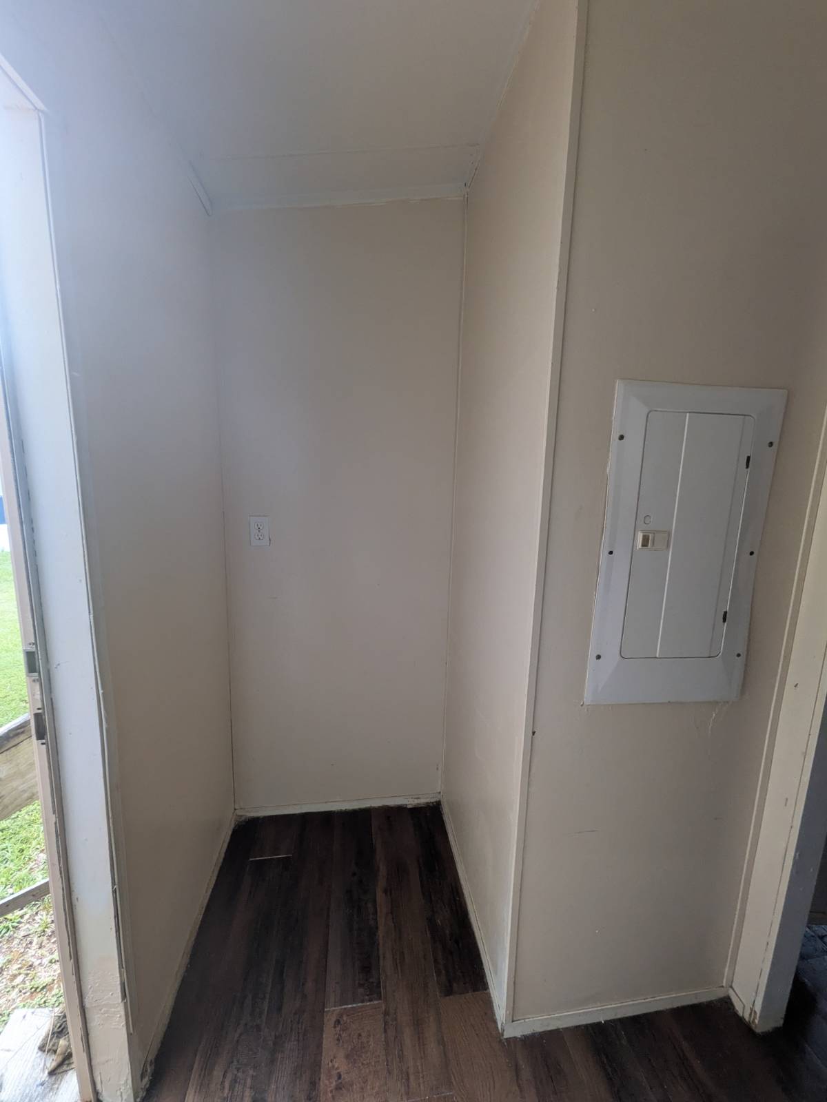 mobile homes, welcoming neighborhoods, discover affordable community living, housing that fits your lifestyle, affordable hom