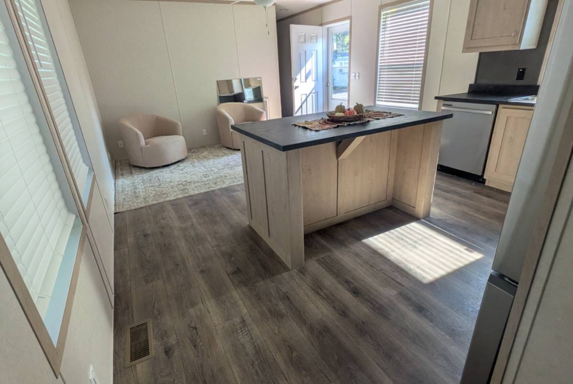 resident-focused living, affordable homeownership options, safe and welcoming neighborhoods, mobile homes, residential commun
