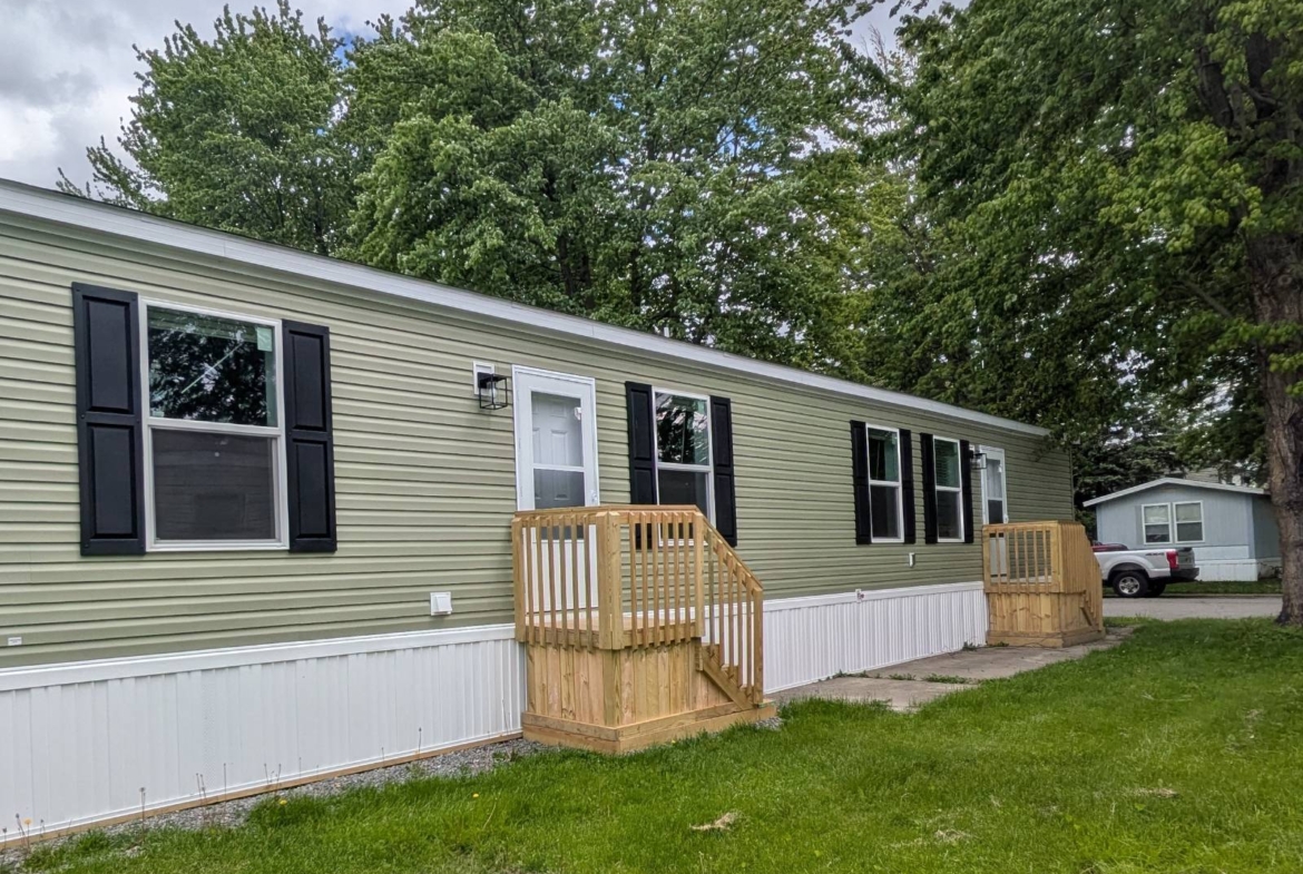 housing that fits your lifestyle, local communities, resident-first community experience, community lifestyle, Hometown Commu