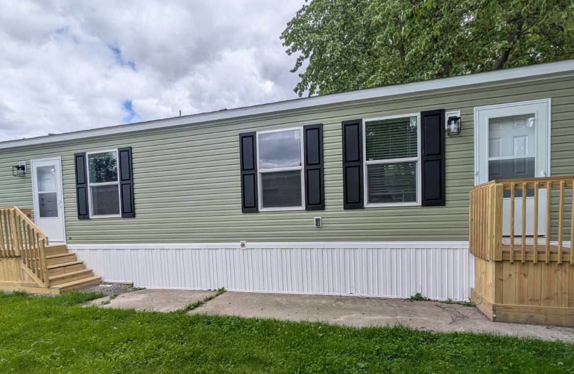 Hometown Communities, family-friendly community neighborhoods, resident-focused living, mobile home communities, find your pl