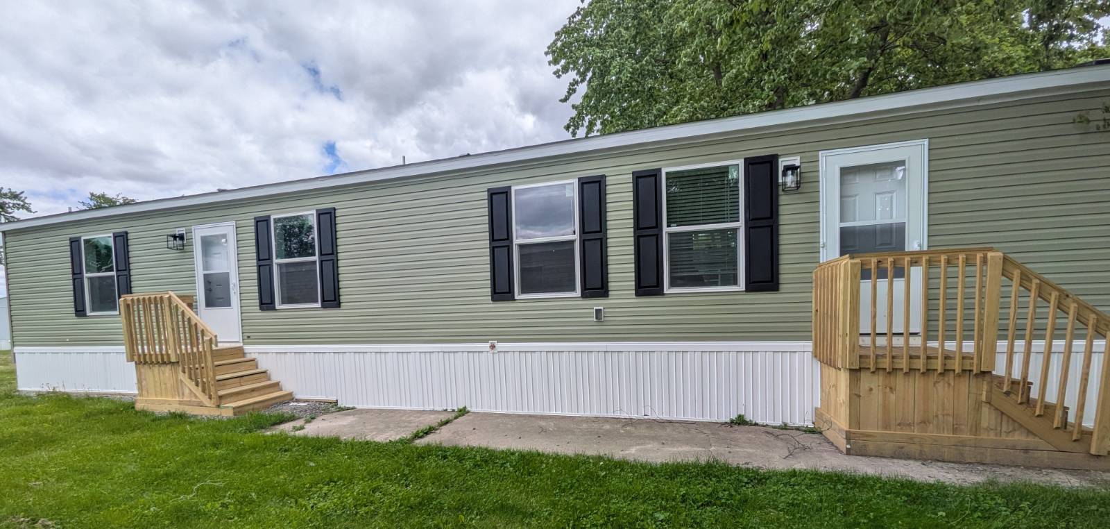 Hometown Communities, family-friendly community neighborhoods, resident-focused living, mobile home communities, find your pl