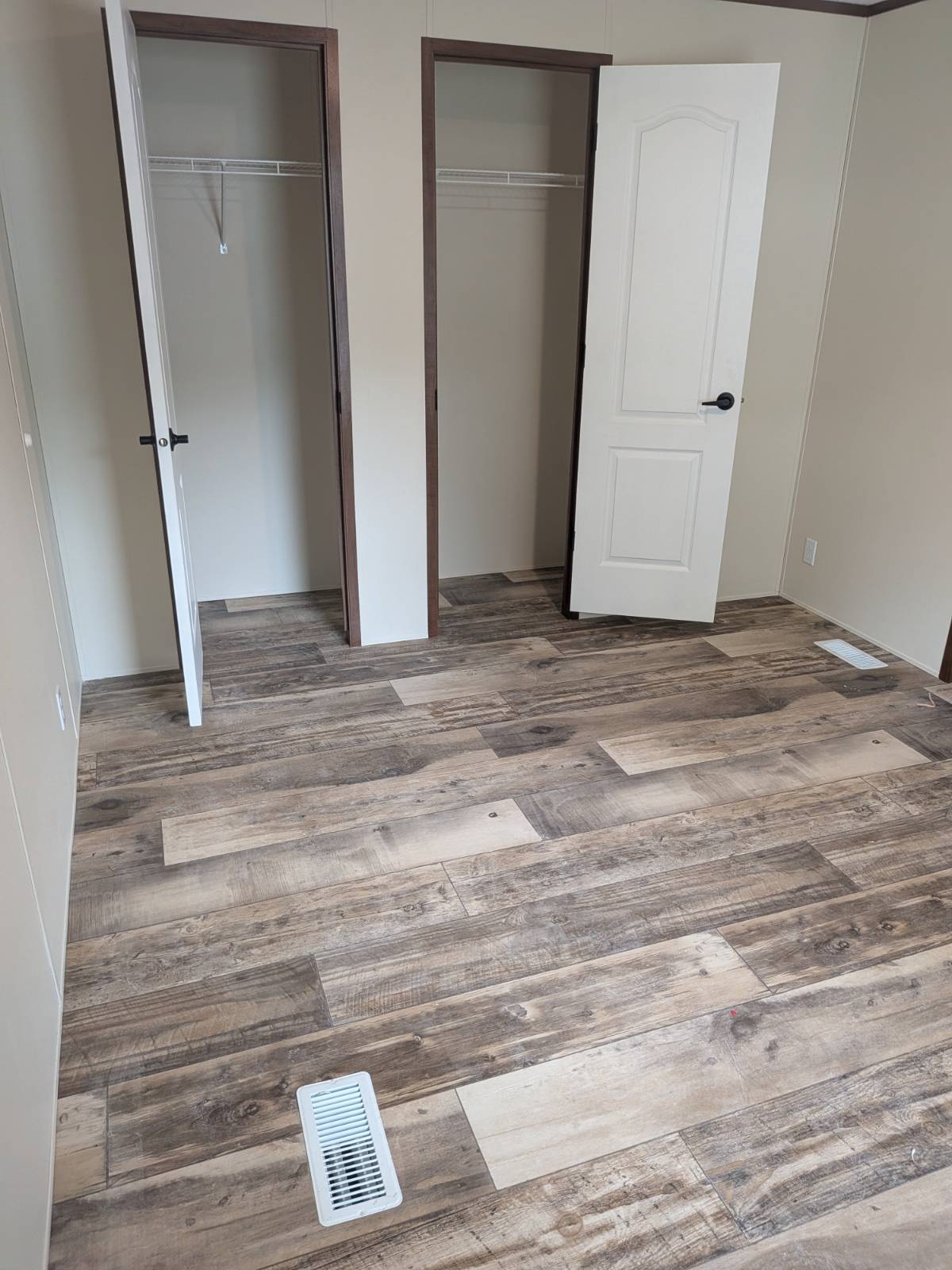 11899728-Fl9vWtKXztX6TbrR.jpg welcoming places to call home, comfortable and connected living, mobile homes, community management, residential communities