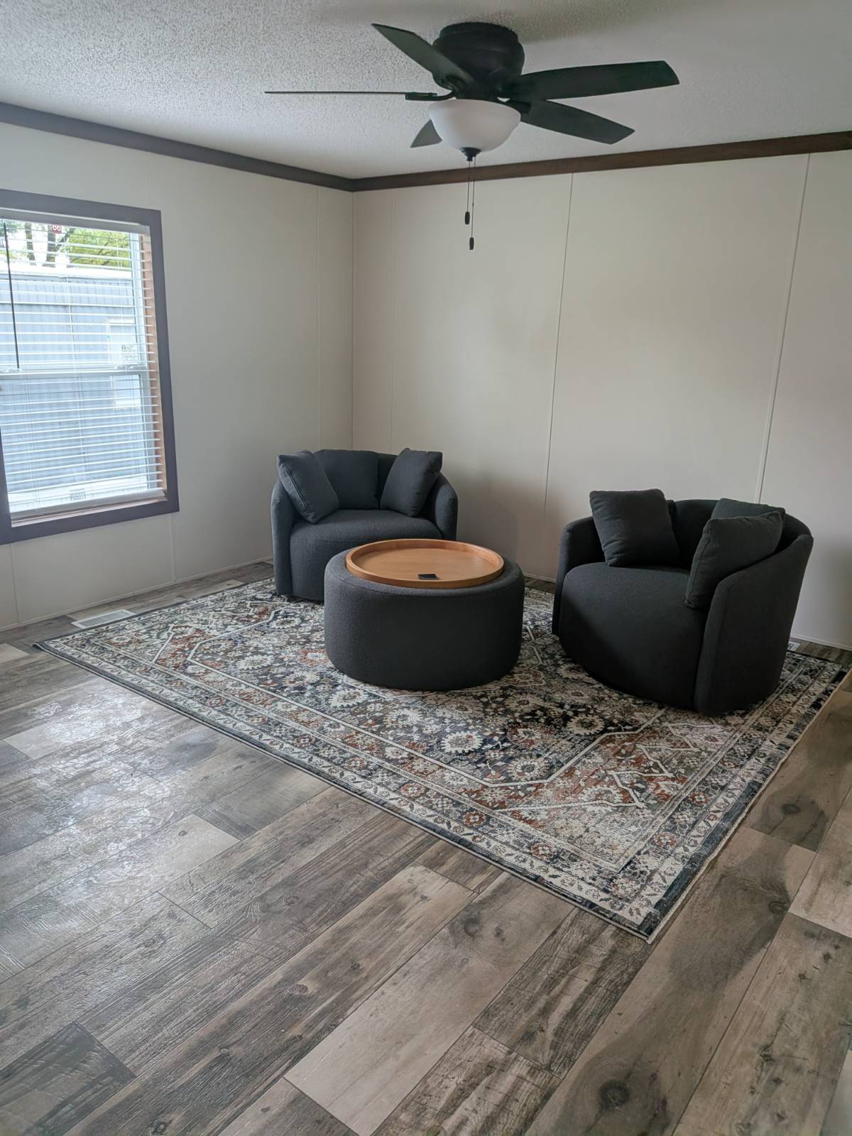 11899728-hXFBVC5LGgGC5qhY.jpg comfortable living, welcoming places to call home, community management, quality mobile home living, homeownership opportunit
