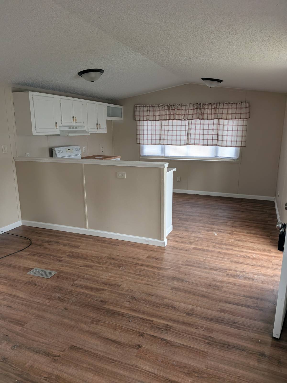 family-friendly neighborhoods, residential communities, homes built for comfort and value, manufactured home communities, wel